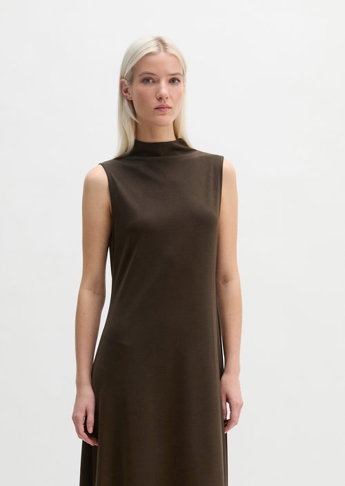 Jersey dress fitted — Burnt Coffee