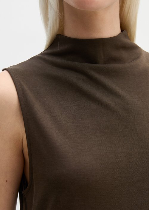 Jersey dress fitted — Burnt Coffee