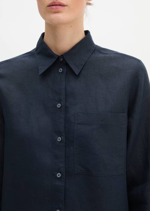 Leinen-Bluse regular Deep Night Blue in Detailansicht