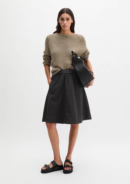 Flared skirt Black in front view