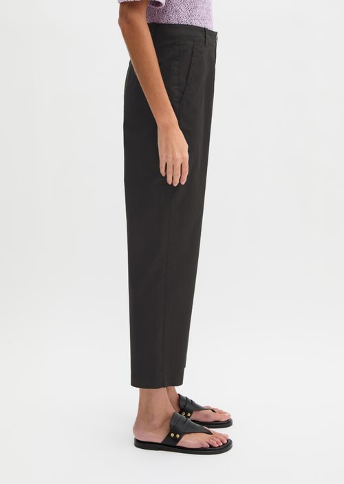 Chino Model Rimka tapered — Black