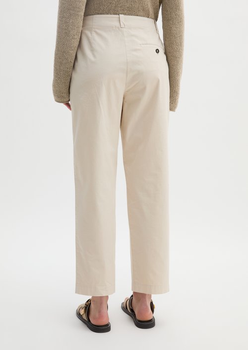 Chino Model Rimka tapered — Grey Silk (alternate view)