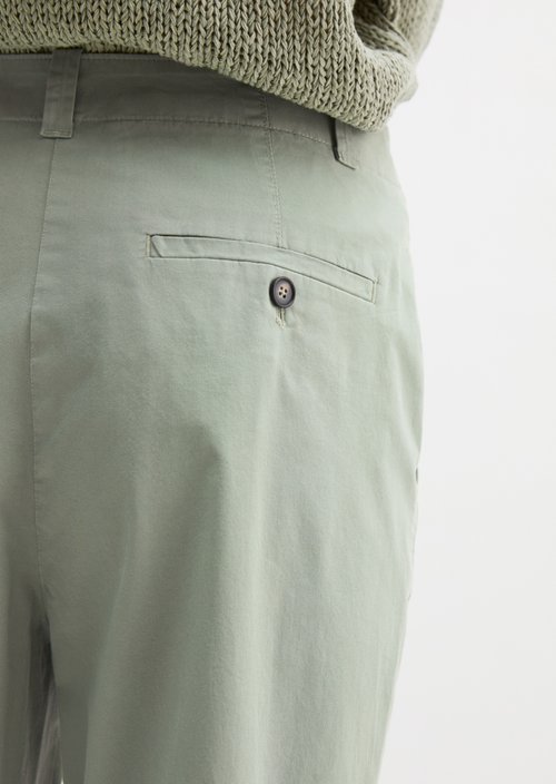 Chino Model Rimka tapered — Fresh Sage