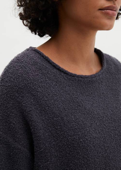 Kurzarm-Pullover oversize Blue Graphite in Detailansicht