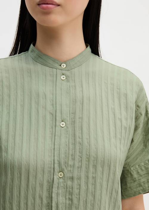 Boyfriend-Bluse regular Fresh Sage in Detailansicht