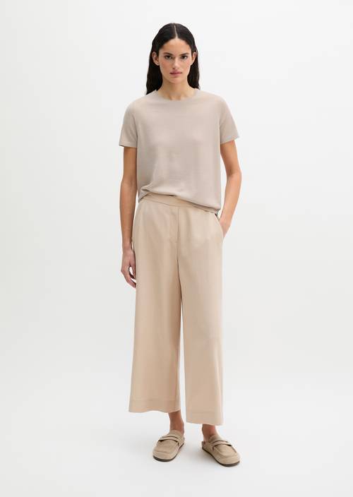 Hose Model Margo wide Smooth Sand in Frontalansicht