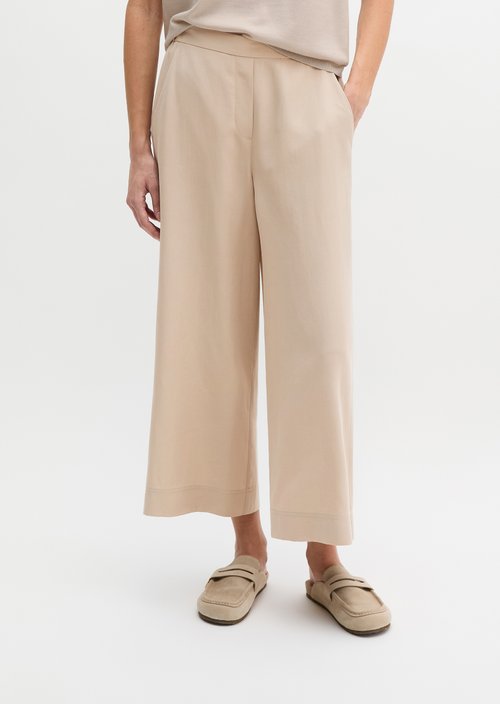 Pants model Margo wide — Smooth Sand