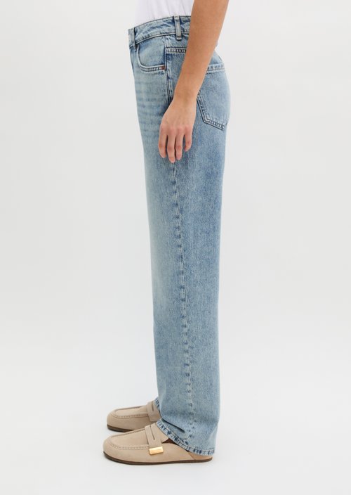 Jeans model Elin straight — Light Blue