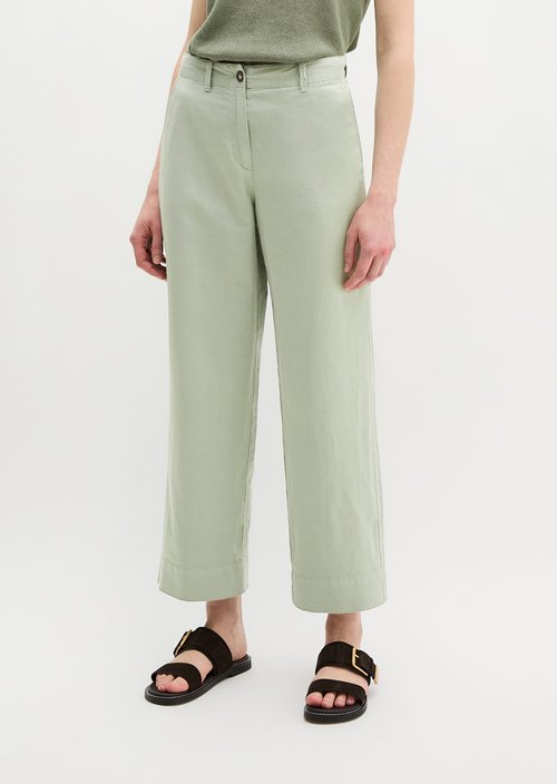 Chino model Lande wide — Fresh Sage