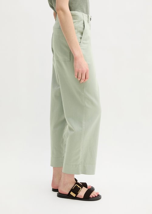Chino model Lande wide — Fresh Sage