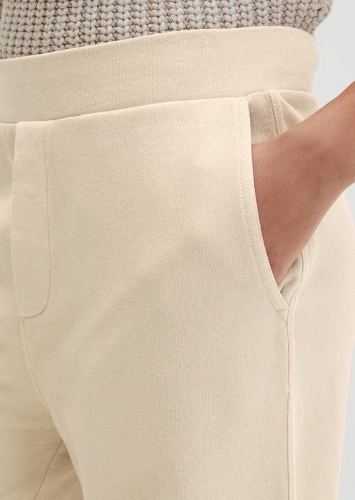 Relaxed garment-dyed sweatpants — Linen Beige