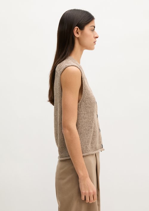 Sleeveless cardigan slim — Earthy Taupe