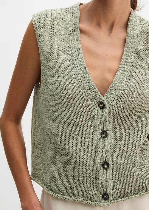 Ärmelloser Cardigan slim Fresh Sage in Detailansicht