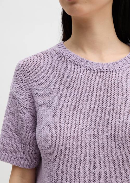 Kurzarm Pullover loose Dusty Lavender in Detailansicht