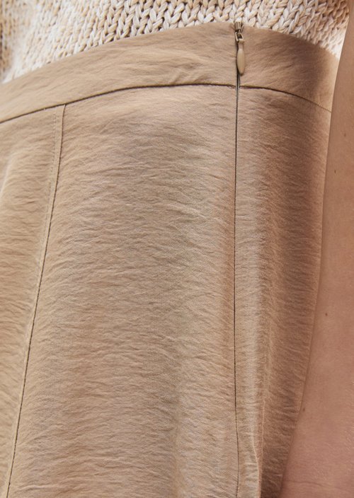 Crinkle skirt regular — Earthy Taupe