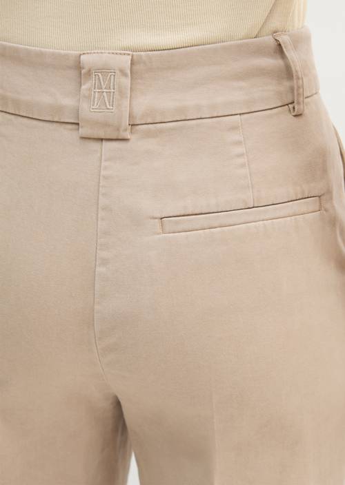 Hose Model Mea straight Smooth Sand in Detailansicht