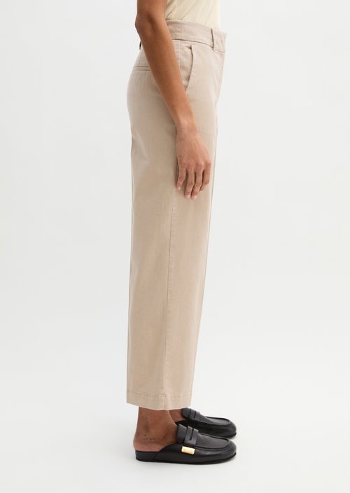 Pants model Mea straight — Smooth Sand