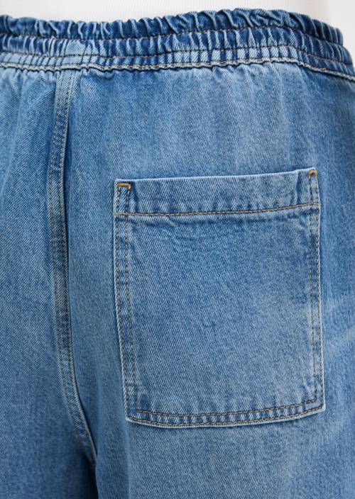 Joggpants straight cropped Medium Blue in Detailansicht