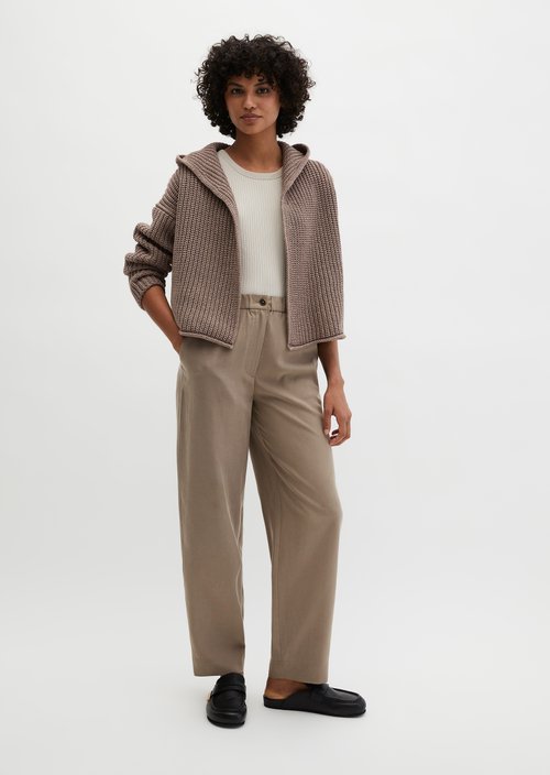 Pants model Minu barrel — Chalky Brown