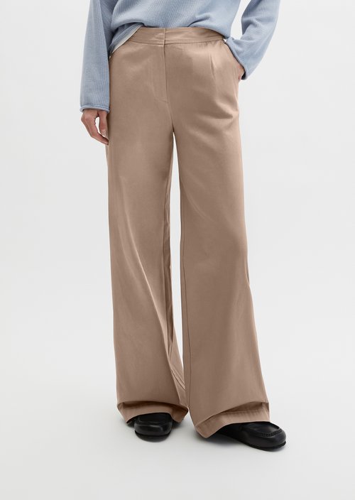 Straight leg pants — Chalky Brown