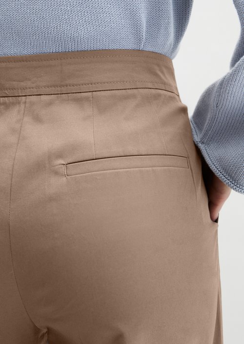 Straight leg pants — Chalky Brown