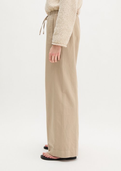 Weite Hose — Earthy Taupe