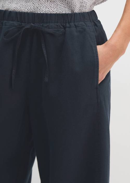 Weite Hose Deep Night Blue in Detailansicht