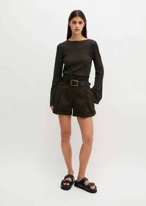 Fijn gebreide trui slim Burnt Coffee in vooraanzicht