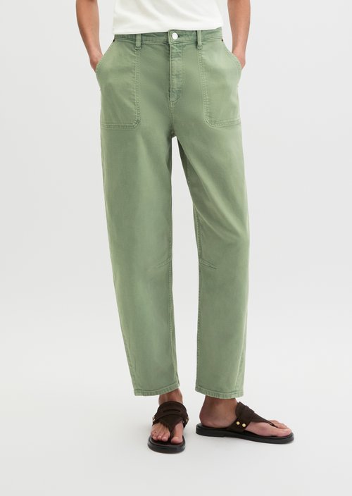 Pants model Lara barrel cropped — Fresh Sage
