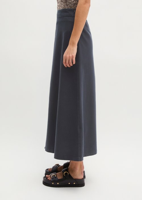 Calf-length skirt flared — Deep Night Blue