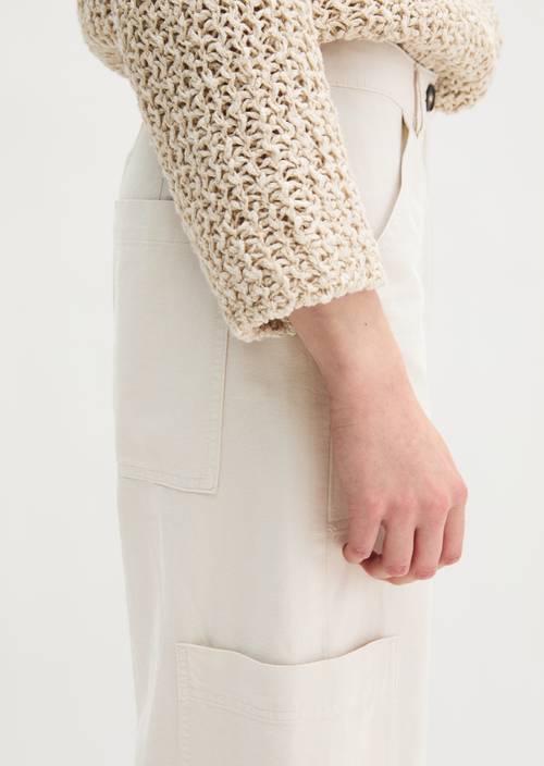 Barrel-Hose loose Grey Silk in Detailansicht