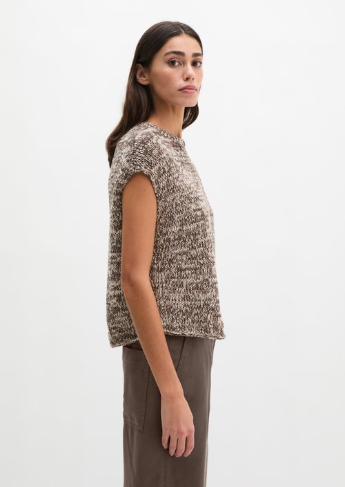 Oversized sleeveless knitted sweater — Medium Brown