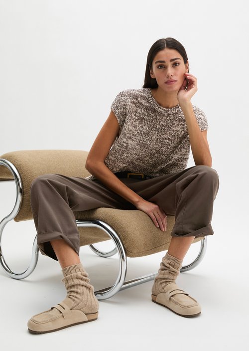 Oversized sleeveless knitted sweater — Medium Brown