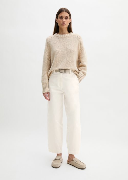 Pants model Minu barrel — White Cotton