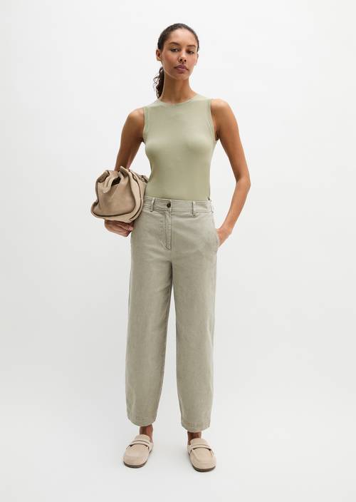 Hose Model Minu barrel Saddle Gray in Frontalansicht