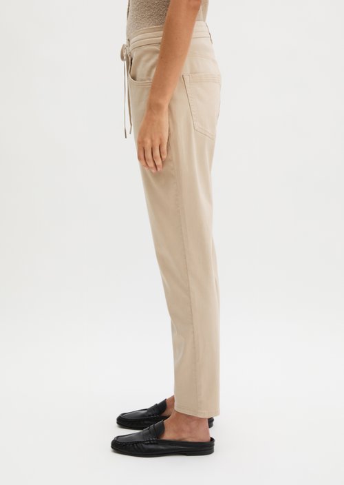 Pants model Theda boyfriend cropped — Linen Beige
