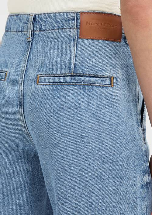 Jeans Model Luma wide Light Blue in Detailansicht