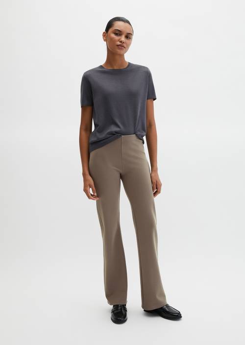 Jerseyhose slim Chalky Brown in Frontalansicht