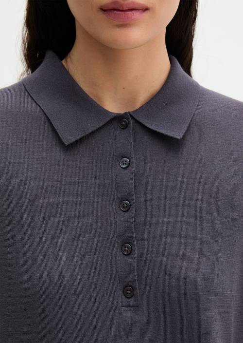 Feinstrick-Poloshirt regular Blue Graphite in Detailansicht