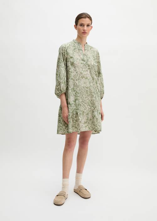 Summer dress loose Light Green in front view