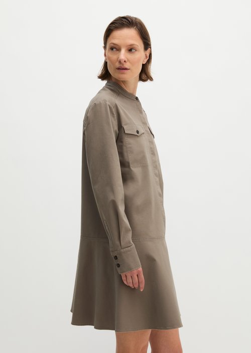 Relaxed short dress — Chalky Brown