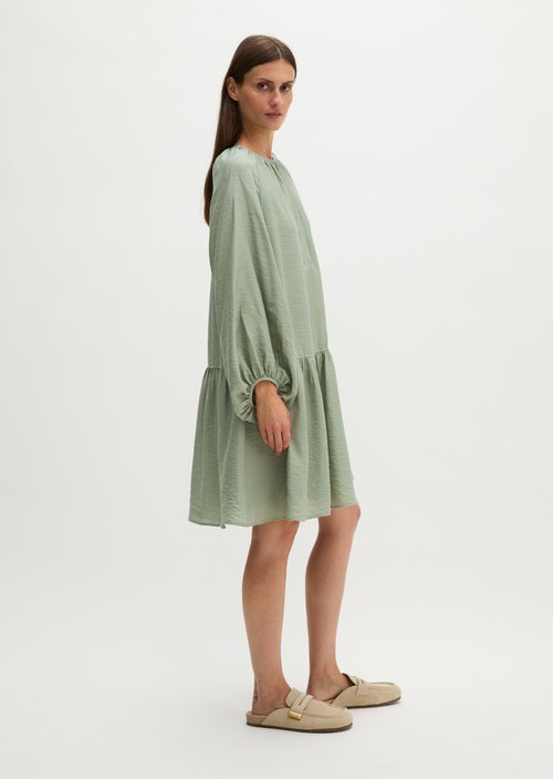 A-shape crinkle dress — Fresh Sage