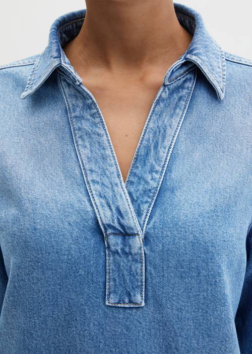 Relaxed denim dress Medium Blue in detail view