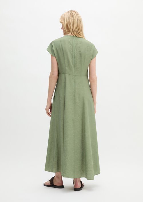 Crinkle dress regular — Fresh Sage