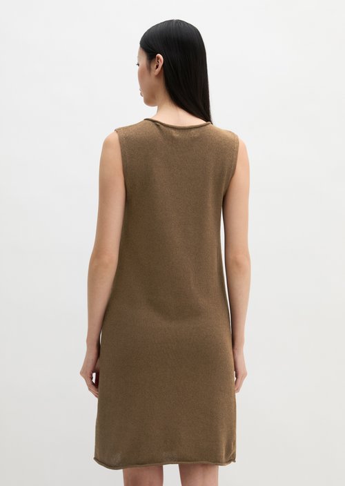 Sleeveless knitted dress shaped — Burnt Coffee Melange