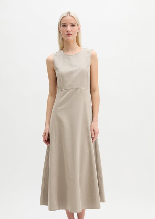 Sleeveless dress regular — Earthy Taupe