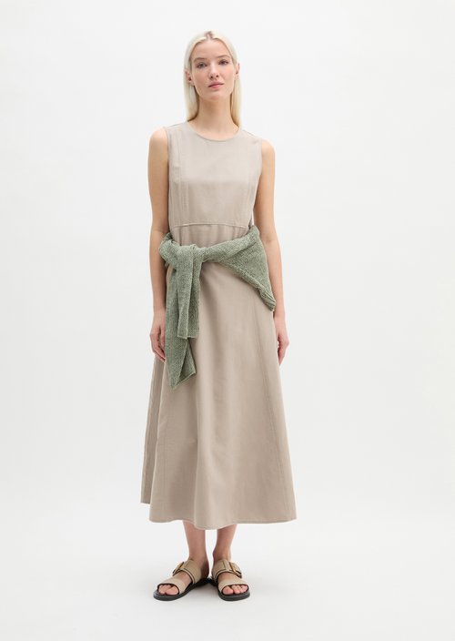 Sleeveless dress regular — Earthy Taupe