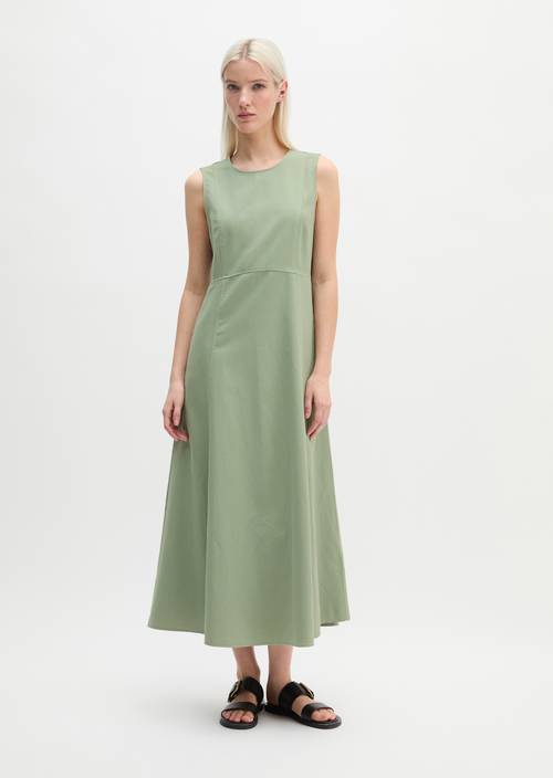 Sleeveless dress regular Fresh Sage in front view