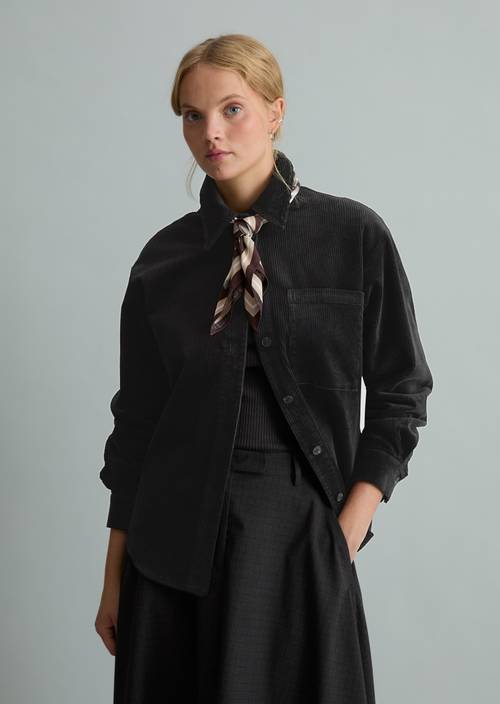 Cordbluse relaxed Black in Frontalansicht