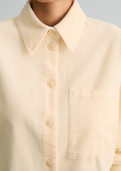 Cordbluse relaxed White Blush in Detailansicht